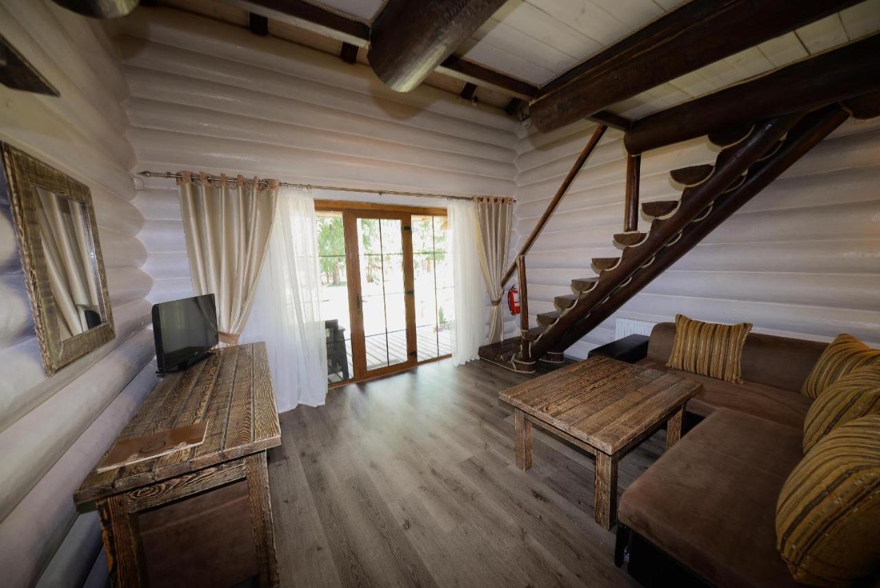 Resort Stariy Prud Pylypovychi Εξωτερικό φωτογραφία