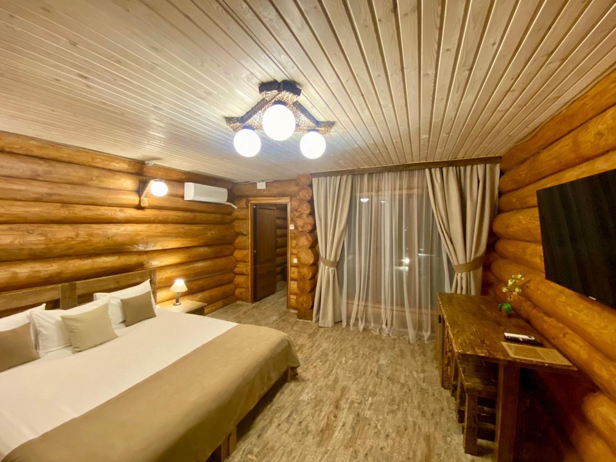 Resort Stariy Prud Pylypovychi Εξωτερικό φωτογραφία