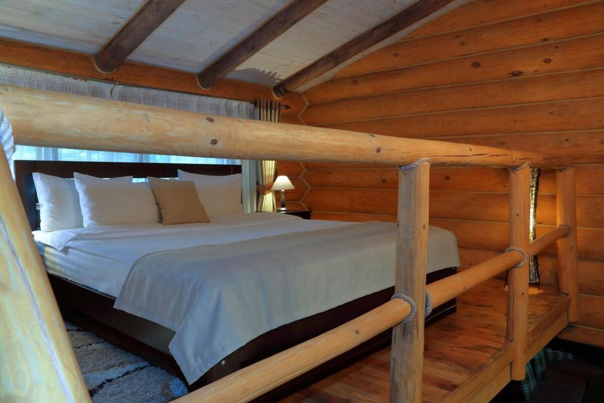 Resort Stariy Prud Pylypovychi Εξωτερικό φωτογραφία
